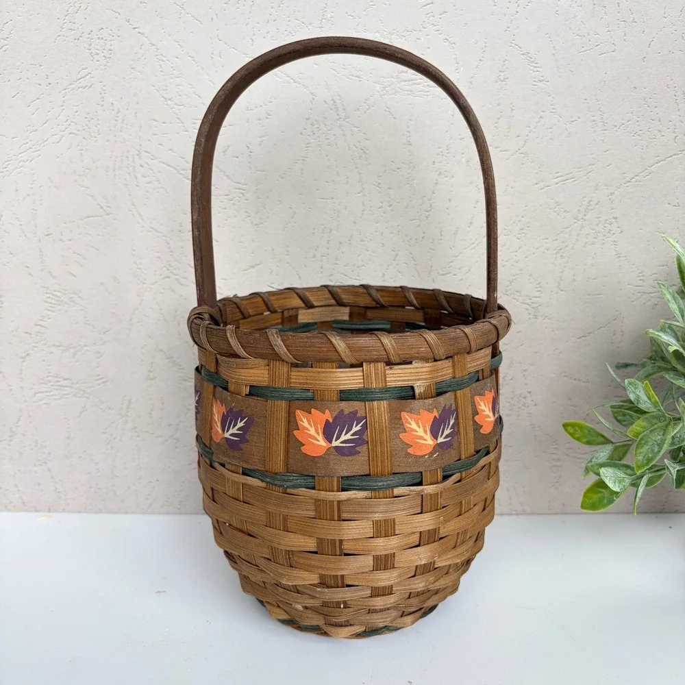 Vintage Style Woven Wood Fall Basket with Autumn Leaf Motif and Handle